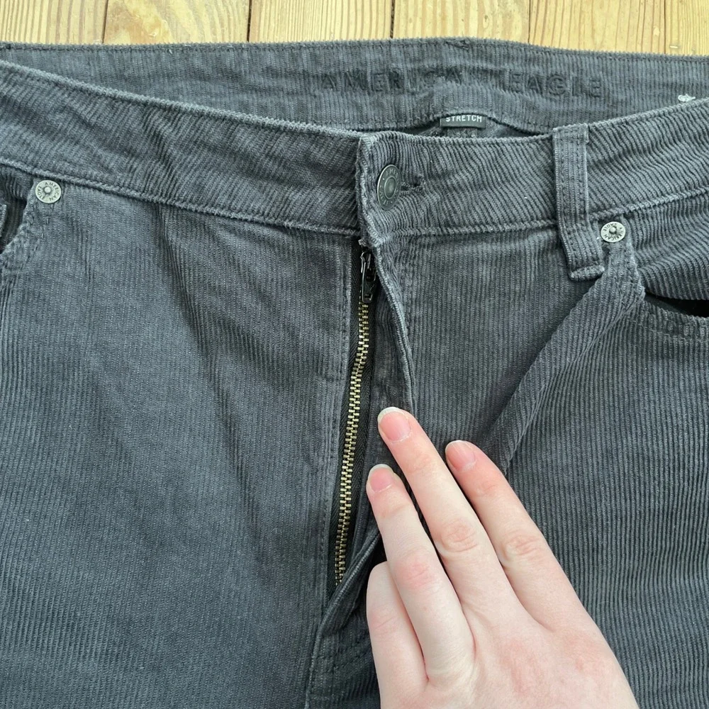 American Eagle Corduroy Pants Women Size 16 Long dark‎ gray y2k Stretch straight